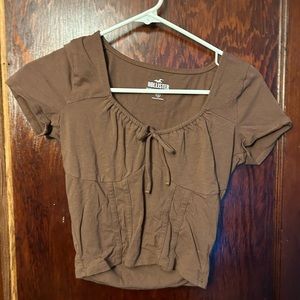 Worn once. Super simple top, I just didn’t like how it fit me.